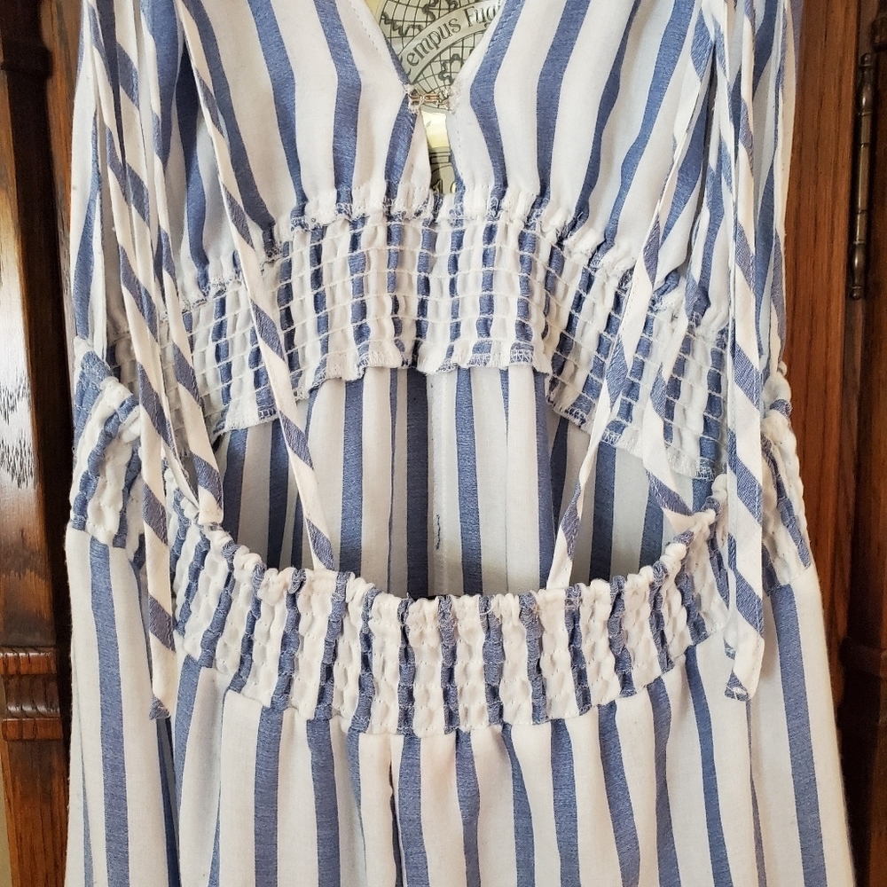 Lilyful Women's Backless Boho Maxi Dress 👗 - Picture 5 of 10